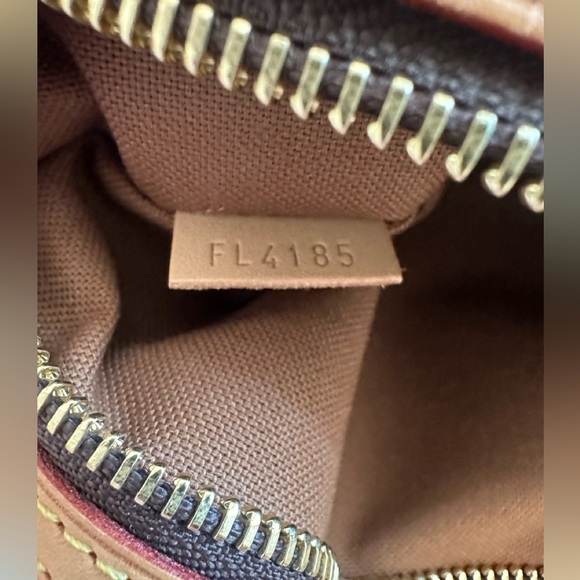LOUIS VUITTON
Monogram Bosphore Backpack - Picture 8 of 8